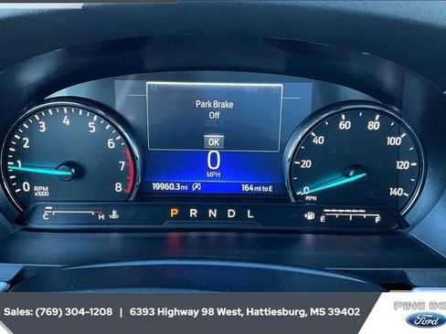 Used 2023 Ford Explorer XLT image 14