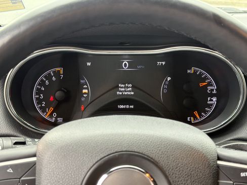 Used 2018 Jeep Grand Cherokee Altitude AWD/4WD image 32