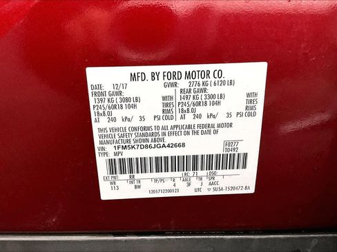 Used 2018 Ford Explorer XLT w/ Equipment Group 202A FWD image 34