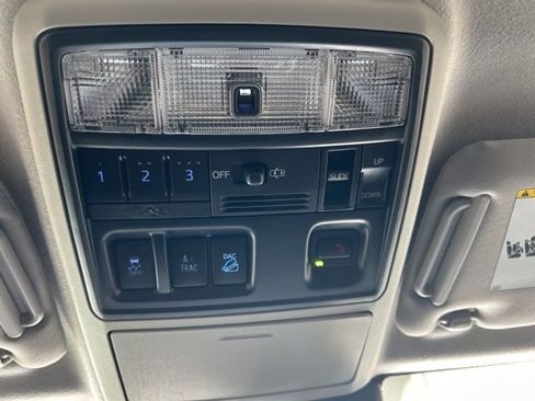 Used 2022 Toyota 4Runner SR5 Premium w/ TRD Black Wheel Package (TMS) AWD/4WD image 13