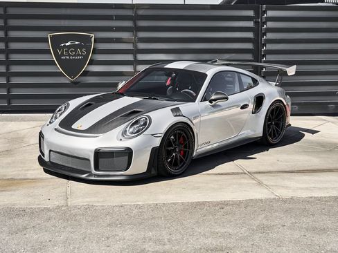 Used 2019 Porsche 911 GT2 RS RWD image 6