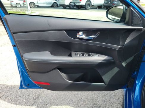 Certified 2023 Kia Forte GT-Line FWD image 11