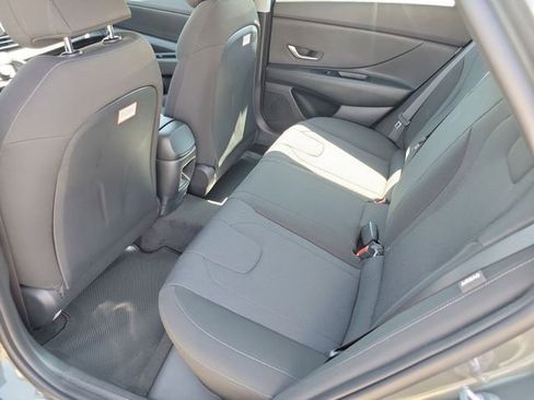 New 2026 Hyundai Elantra SE image 19