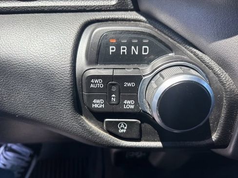 Used 2023 RAM 1500 Big Horn AWD/4WD image 36
