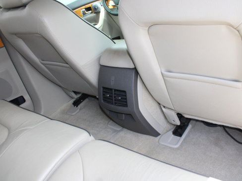 Used 2015 Lincoln MKX FWD w/ Equipment Group 102A image 14