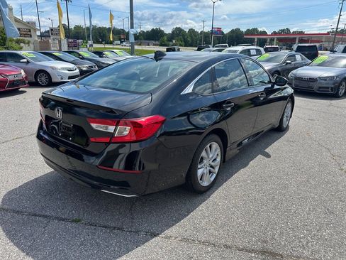 Used 2020 Honda Accord LX image 5