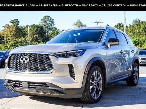Used 2023 INFINITI QX60 Luxe w/ Performance Audio Package image 4