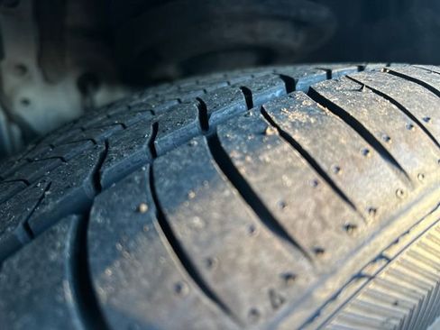 Used 2024 Toyota Camry SE image 28