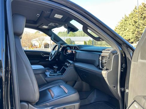 Used 2023 GMC Sierra 1500 AT4 w/ AT4 Premium Package image 44