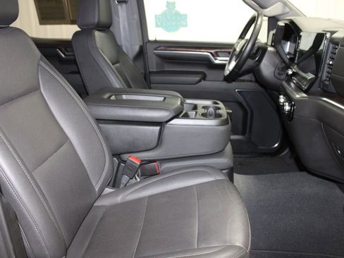 Used 2024 GMC Sierra 1500 SLT image 24