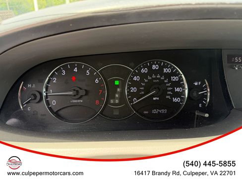 Used 2010 Toyota Avalon XLS FWD image 21