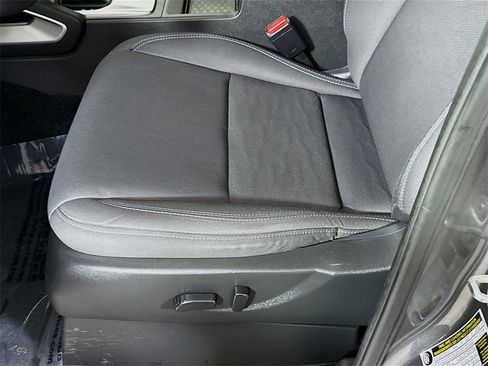 Certified 2024 Nissan Frontier SV image 26