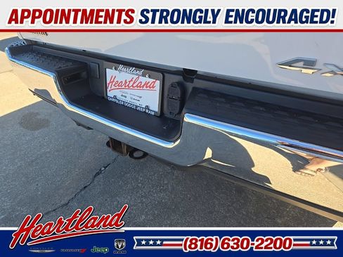 Used 2021 RAM 2500 Big Horn w/ Level 1 Equipment Group AWD/4WD image 27