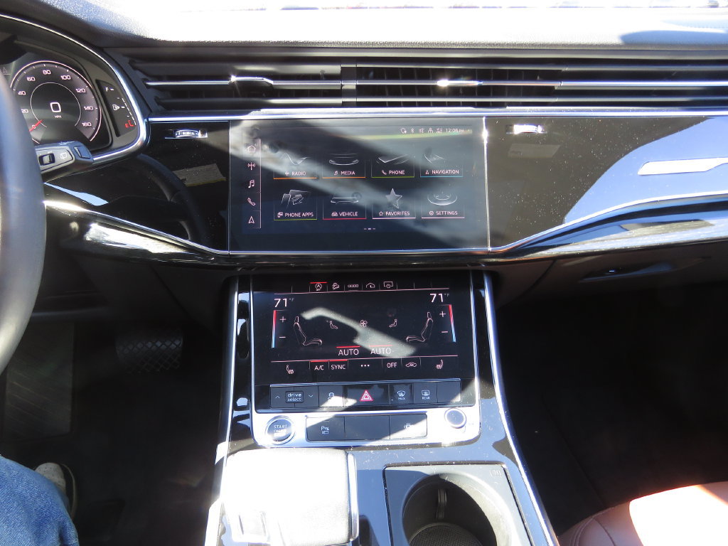 Used 2023 Audi Q7 3.0T Premium AWD/4WD image 29