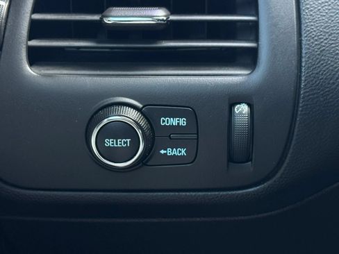 Used 2015 Chevrolet Volt Premium w/ Premium Trim Package FWD image 36