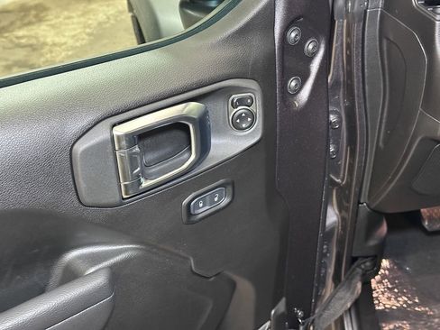 New 2025 Jeep Wrangler Sport S image 20