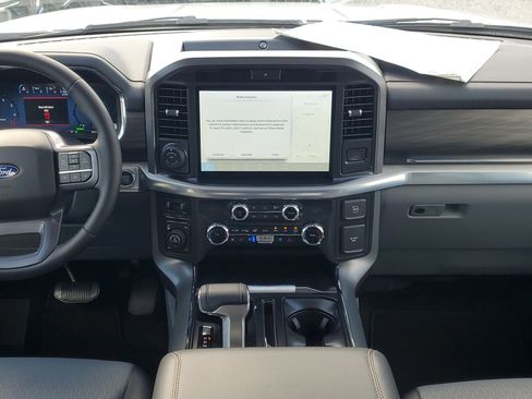 New 2025 Ford F150 Lariat w/ Equipment Group 501A Mid image 12