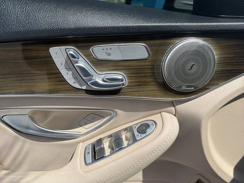 Used 2018 Mercedes-Benz C 300 Sedan image 16