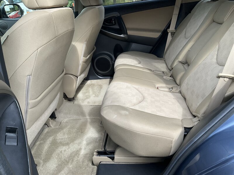 Used 2012 Toyota RAV4 4WD w/ Value Pkg image 13