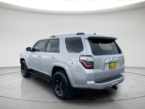 Certified 2020 Toyota 4Runner SR5 Premium AWD/4WD image 7