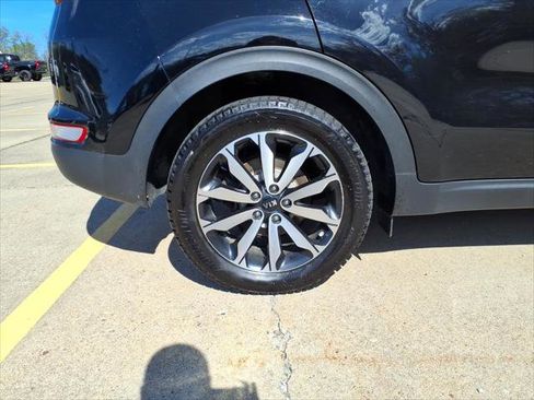 Used 2019 Kia Sportage EX AWD/4WD image 8