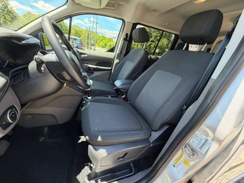 Used 2021 Ford Transit Connect XLT FWD image 13