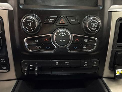 Used 2017 RAM 1500 Big Horn AWD/4WD image 28