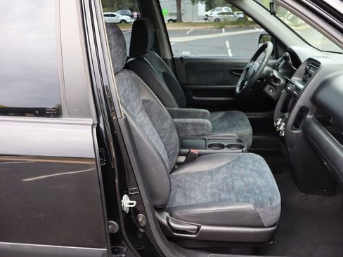 Used 2004 Honda CR-V LX image 23