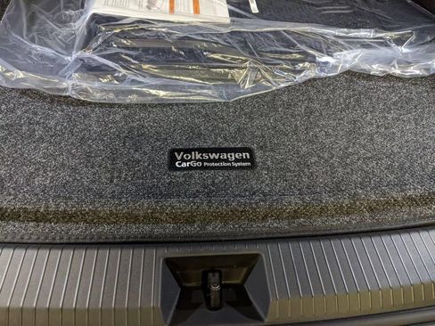 New 2026 Volkswagen Tiguan SE R-Line AWD/4WD image 29