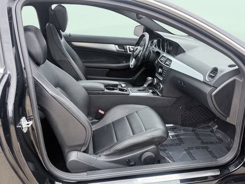 Used 2014 Mercedes-Benz C 250 Coupe image 27