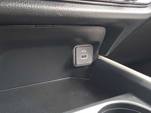 Used 2023 Honda HR-V LX image 23