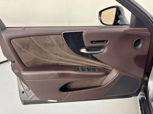 Used 2018 Lexus LS 500 AWD w/ Interior Upgrade Package image 44