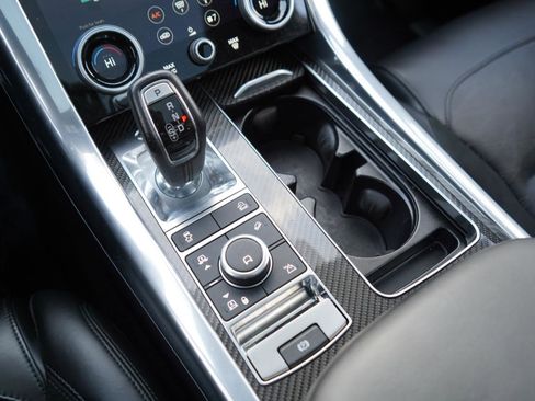 Used 2019 Land Rover Range Rover Sport SVR image 59