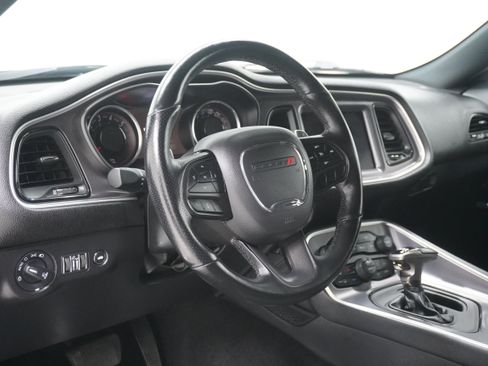 Used 2021 Dodge Challenger R/T Scat Pack RWD image 12