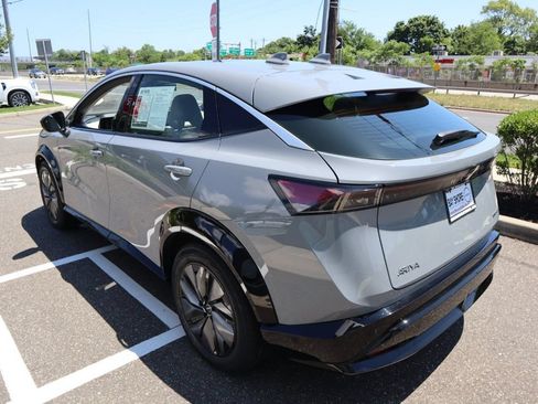 Certified 2023 Nissan Ariya FWD image 8