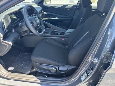 New 2026 Hyundai Elantra SEL Sport Premium FWD image 11