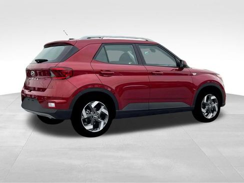 New 2025 Hyundai Venue SEL image 8