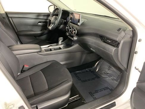 Used 2025 Nissan Sentra SV w/ All-Weather Package FWD image 34