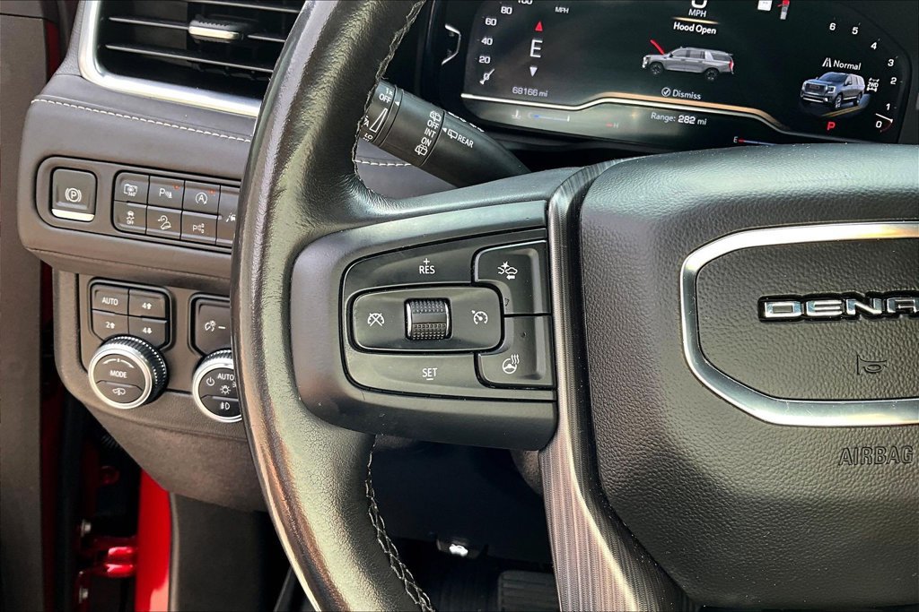 Used 2023 GMC Yukon Denali Ultimate AWD/4WD image 10