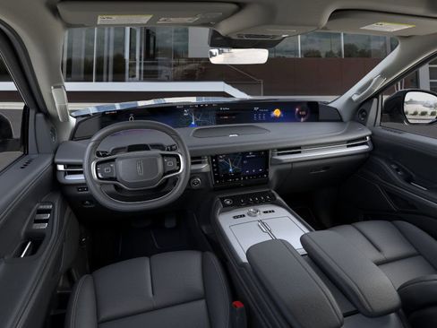 New 2026 Lincoln Navigator L Reserve AWD/4WD image 9