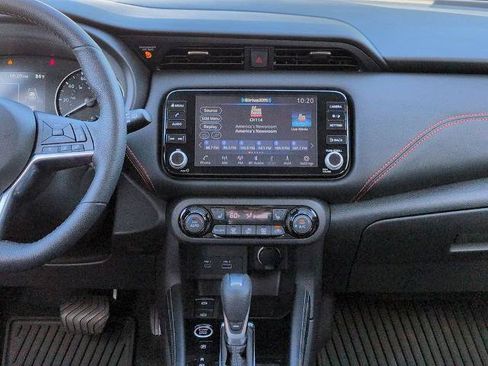 Certified 2023 Nissan Kicks SR w/ SR Premium Package FWD image 18