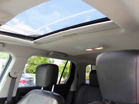 Used 2015 GMC Terrain SLT AWD/4WD image 25