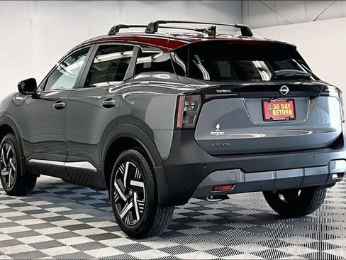 New 2026 Nissan Kicks SV w/ Cold Weather Package FWD image 4