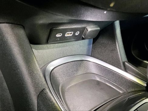 Used 2024 Chevrolet Malibu LT FWD image 12
