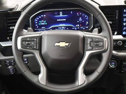 Used 2024 Chevrolet Silverado 1500 LTZ AWD/4WD image 40