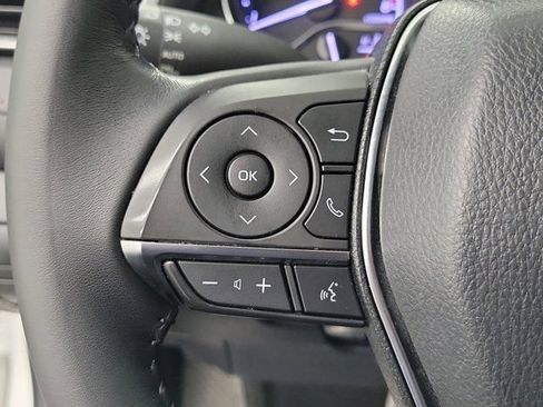 Used 2019 Toyota Camry XLE FWD image 26