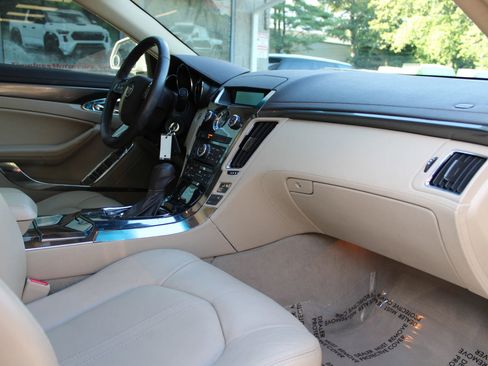 Used 2009 Cadillac CTS 3.6 image 20