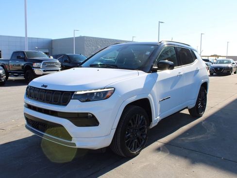 Used 2022 Jeep Compass High Altitude image 3