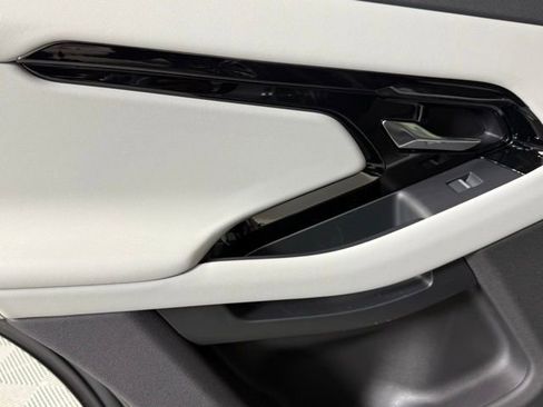 New 2026 Land Rover Range Rover Evoque S image 20