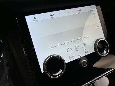 Used 2020 Land Rover Range Rover Velar R-Dynamic S image 17